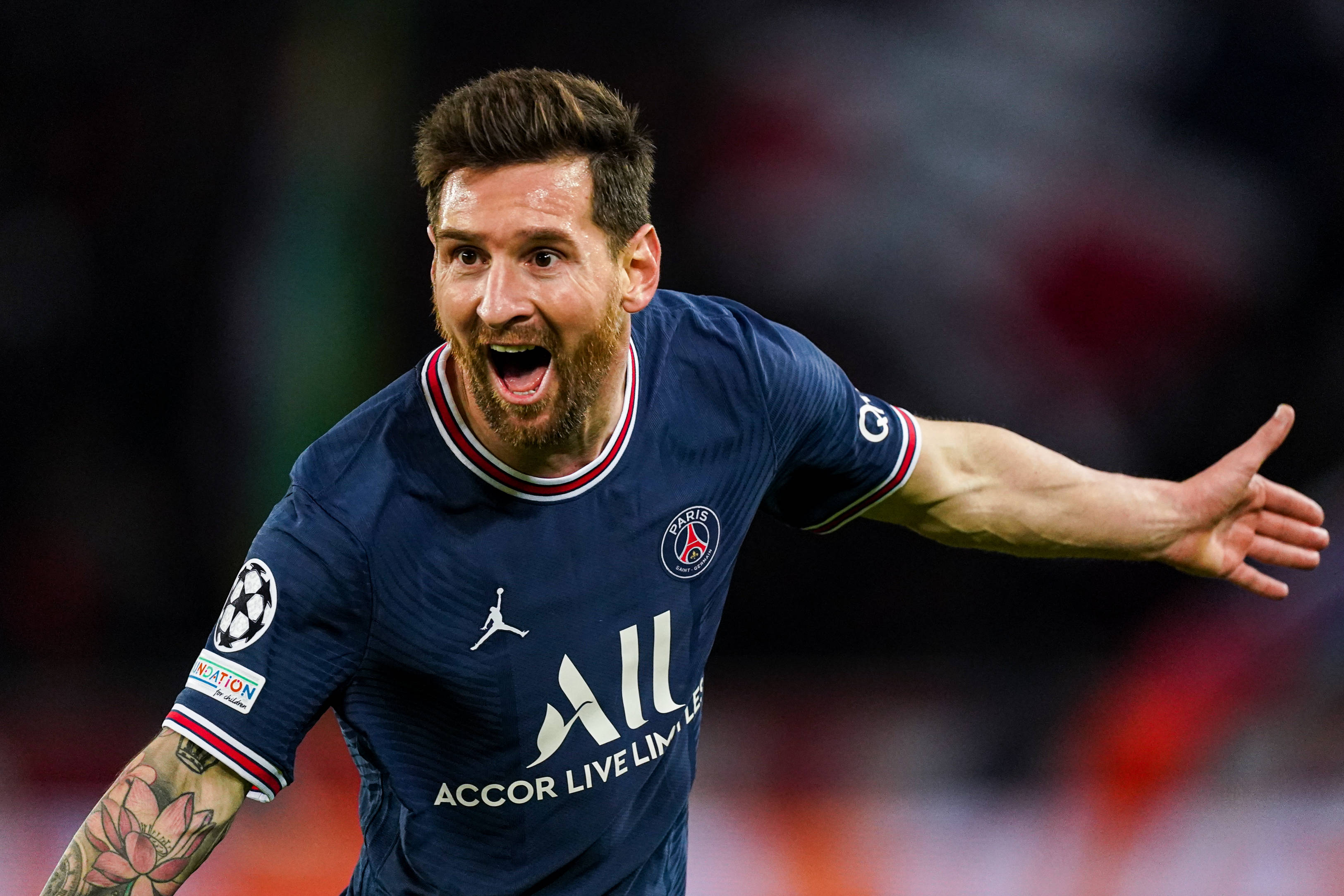 比利时神锋梅开二度，锁定胜局的简单介绍