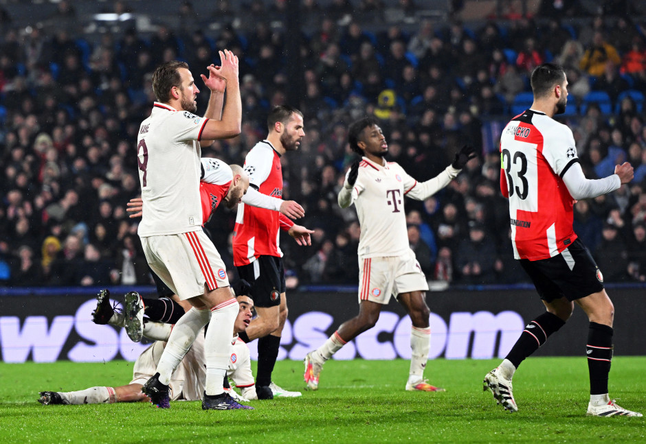 拜仁遭遇尴尬一败,提前失去小组头名优势 拜仁遭遇尴尬一败,提前失去小组头名优势