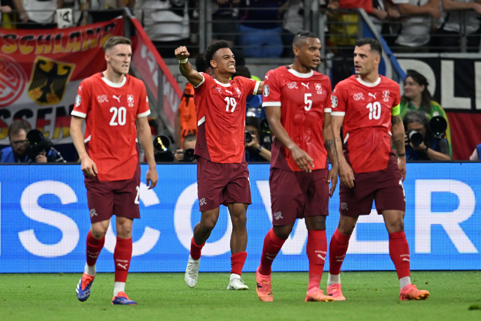 -意大利豪取胜利，士气高涨