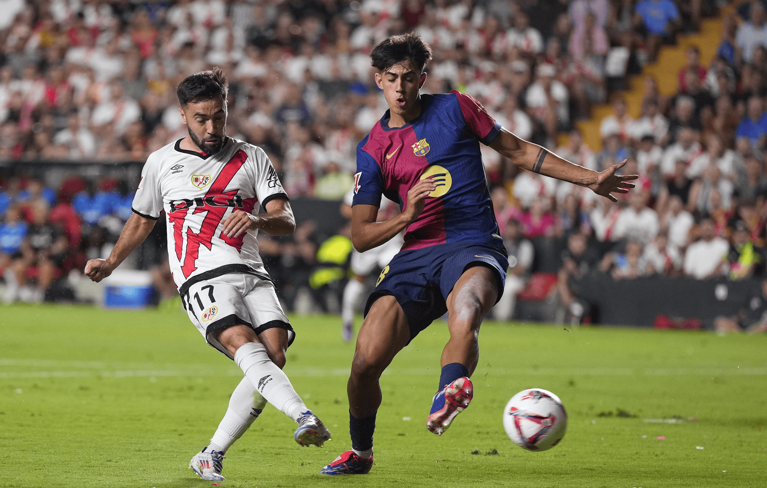 职业足球联赛球队发挥不俗获赞