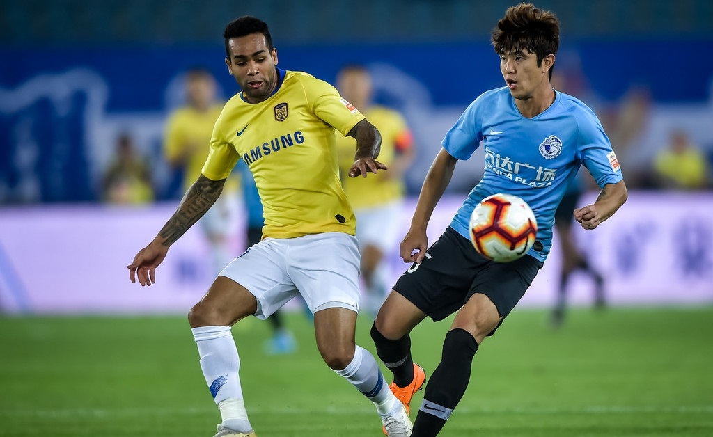 上港客场战平苏宁,暂居积分榜第一的简单介绍 上港客场战平苏宁,暂居积分榜第一的简单介绍