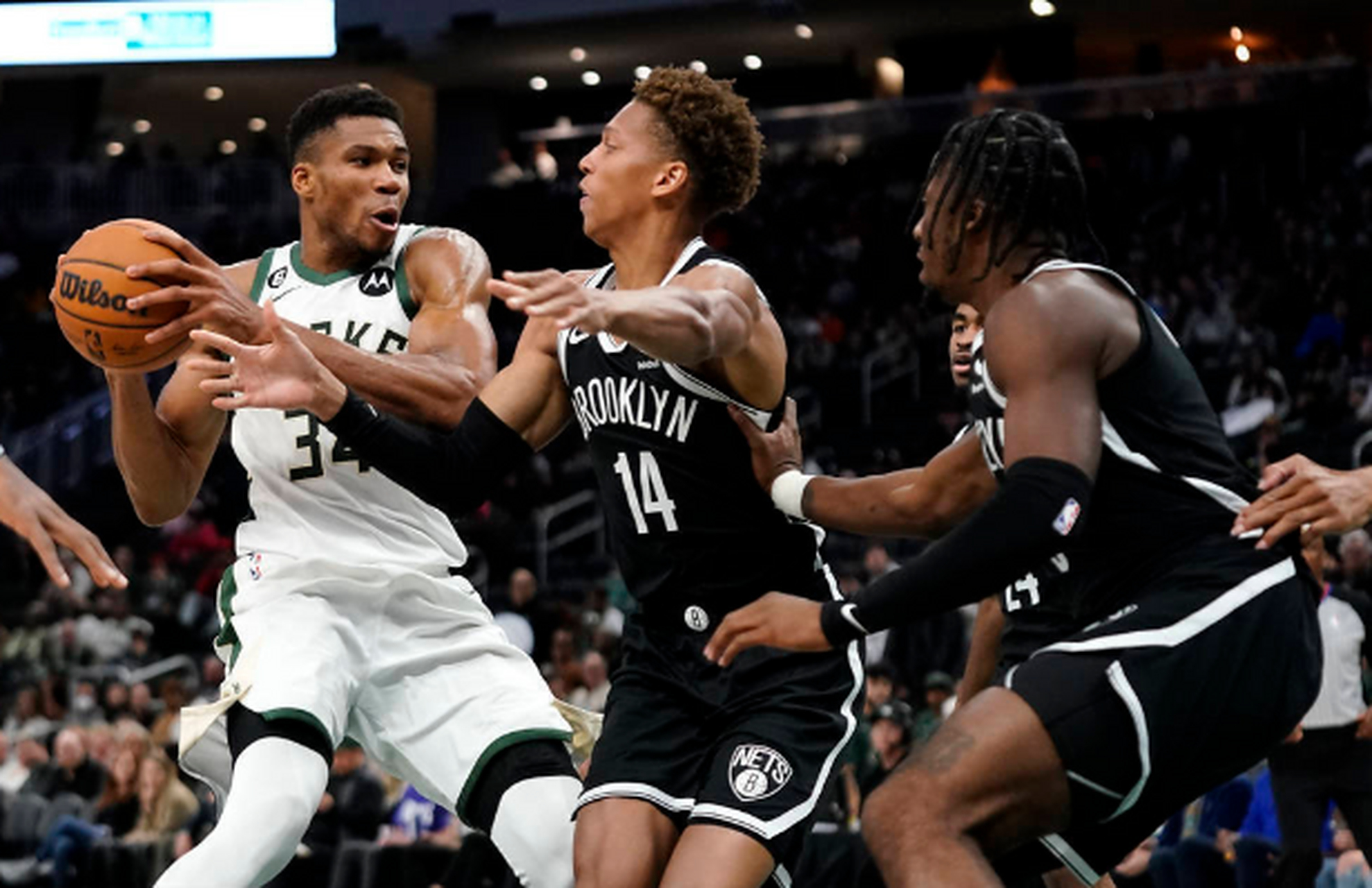 包含猛龙队全队集体进入休息期，备战下一场比赛的词条