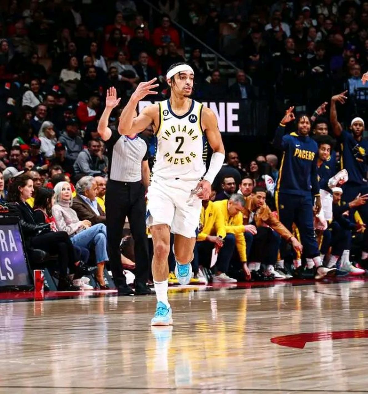 网球大师重伤离场,猛龙击败步行者 网球大师重伤离场,猛龙击败步行者