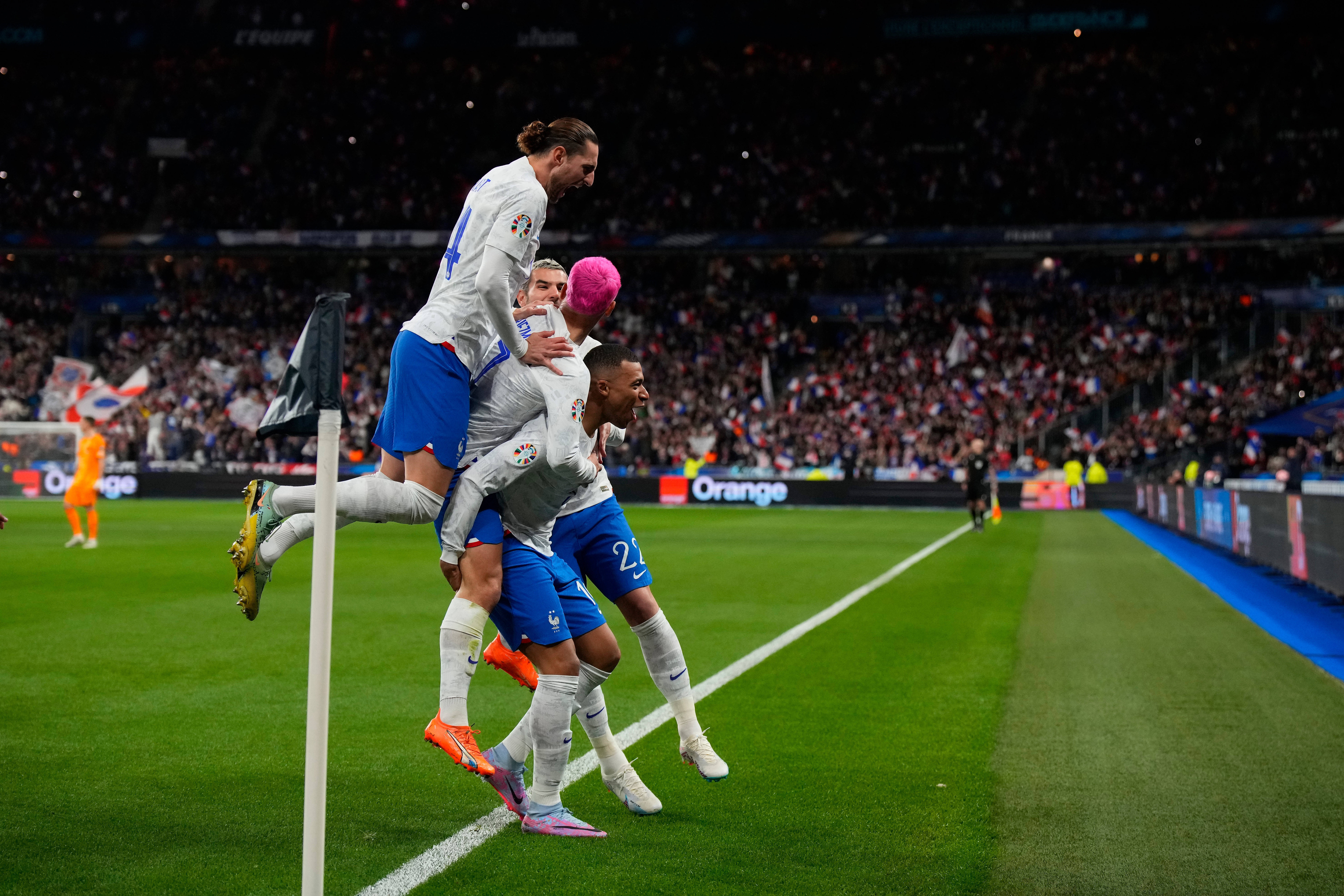 包含欧洲杯预选赛:法国队大胜荷兰队的词条 包含欧洲杯预选赛:法国队大胜荷兰队的词条