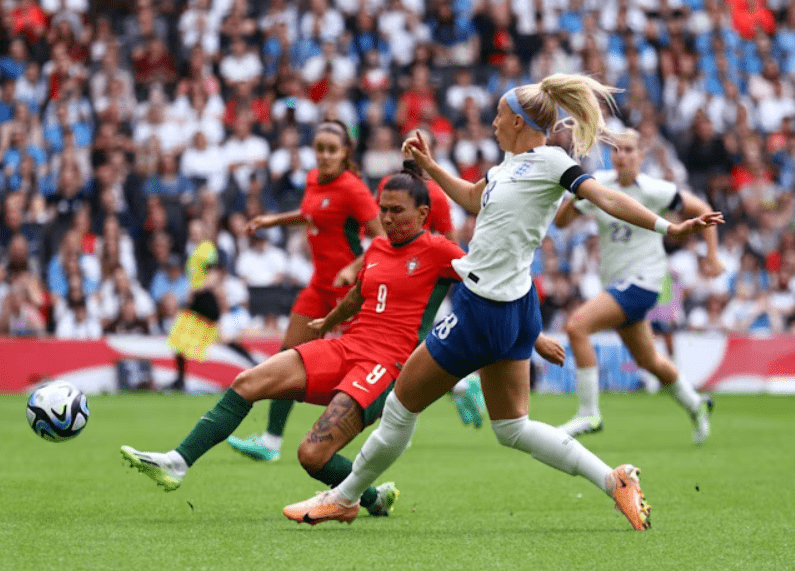 关于荷兰女足2-1险胜喀麦隆队,女足世界杯小组赛全胜出线的信息 关于荷兰女足2-1险胜喀麦隆队,女足世界杯小组赛全胜出线的信息