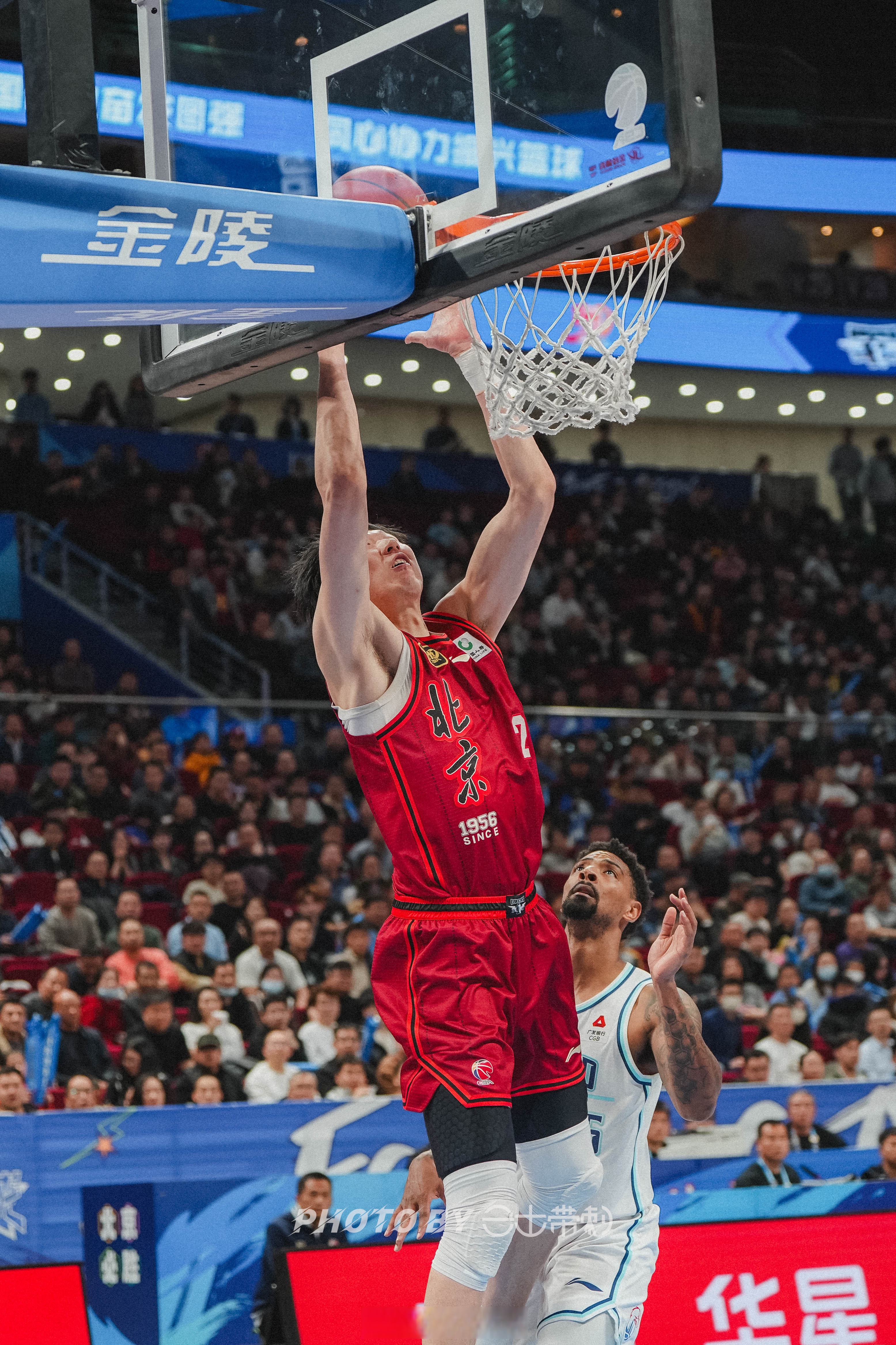 马刺客场战胜黄蜂,周琦有出场时间 马刺客场战胜黄蜂,周琦有出场时间