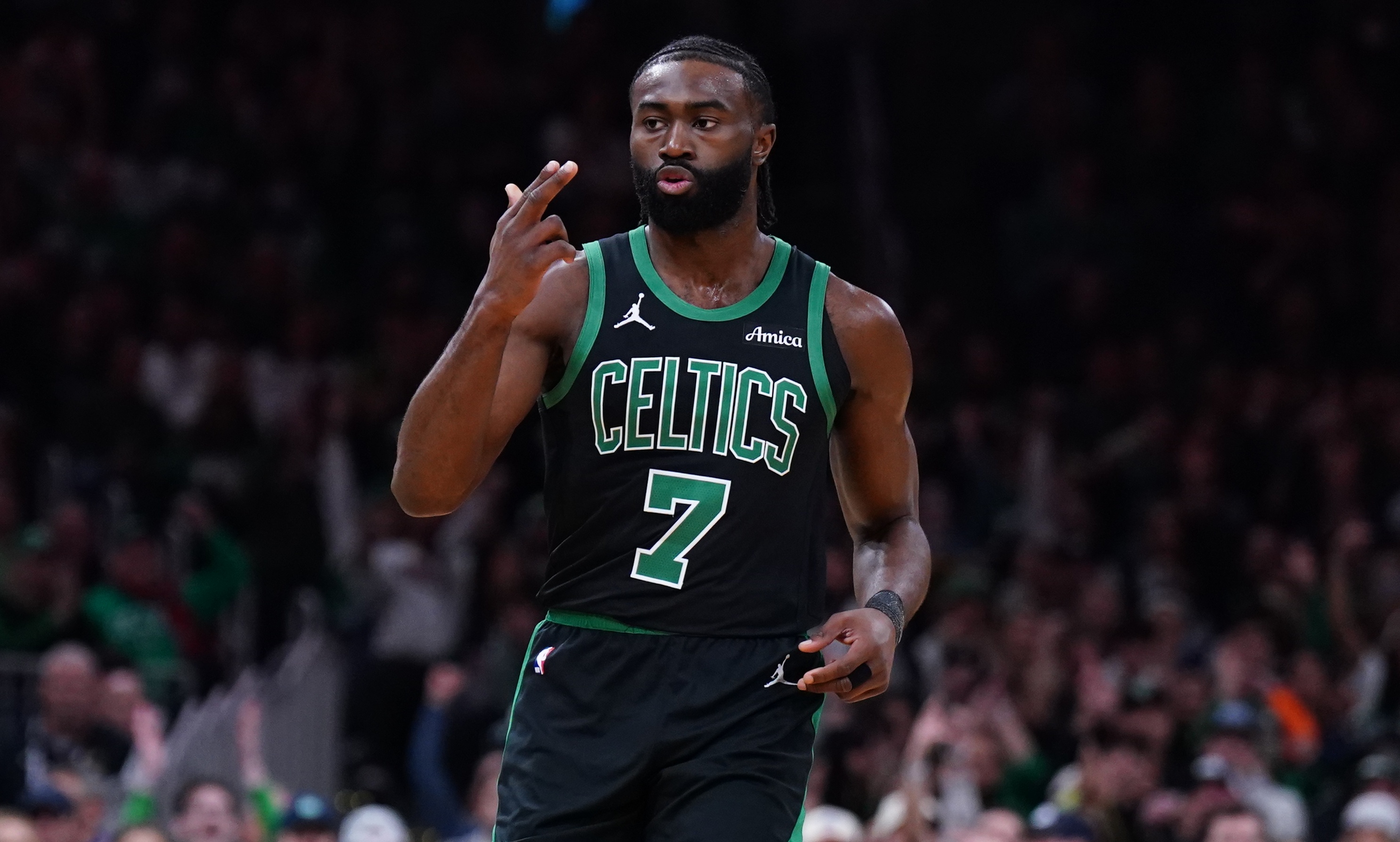 凯尔特人横扫猛龙，顺利晋级进入次轮