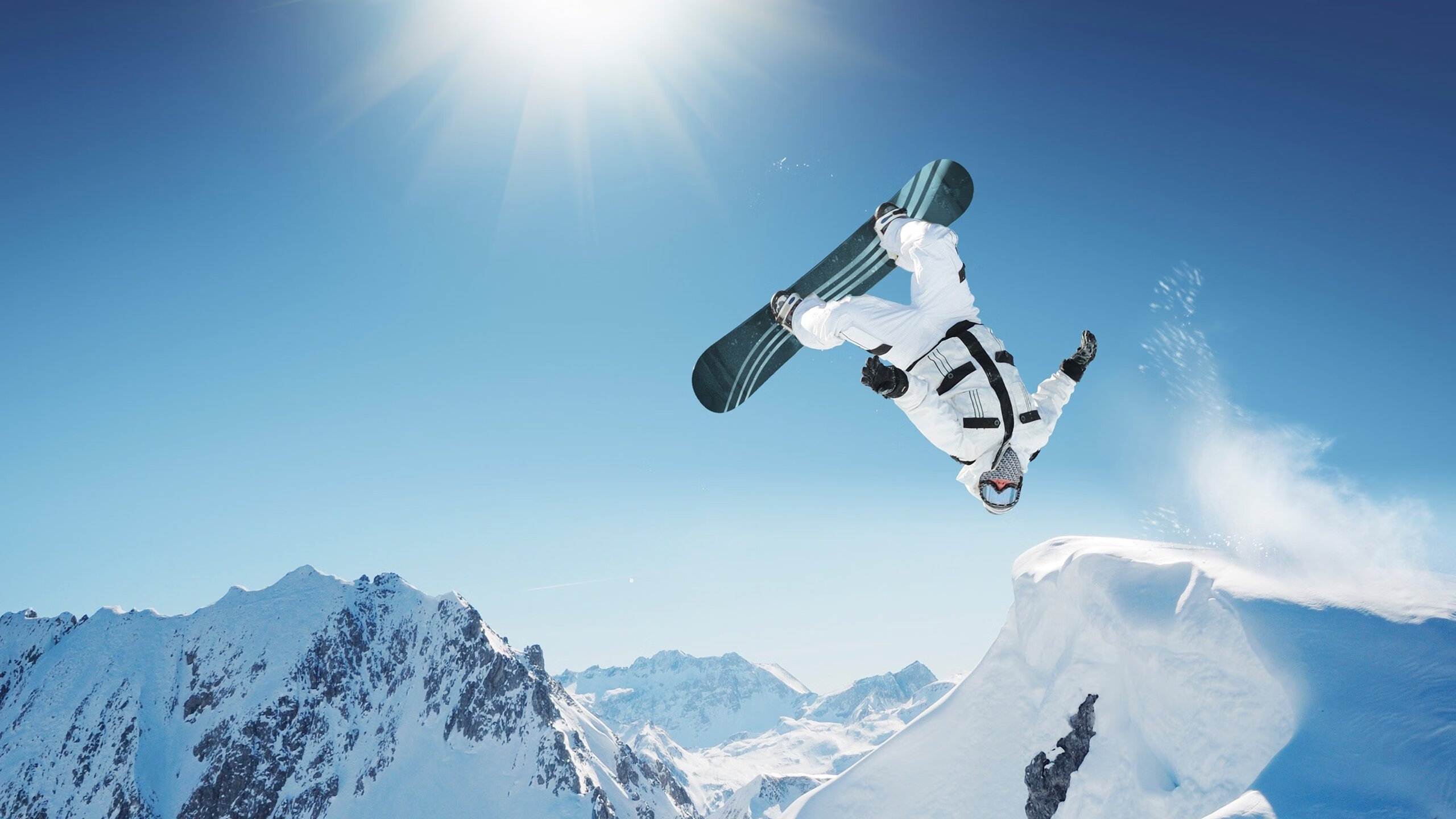 跨越橄榄球与足球的坚韧，当新西兰加时绝杀，当阿圭罗接管半决赛